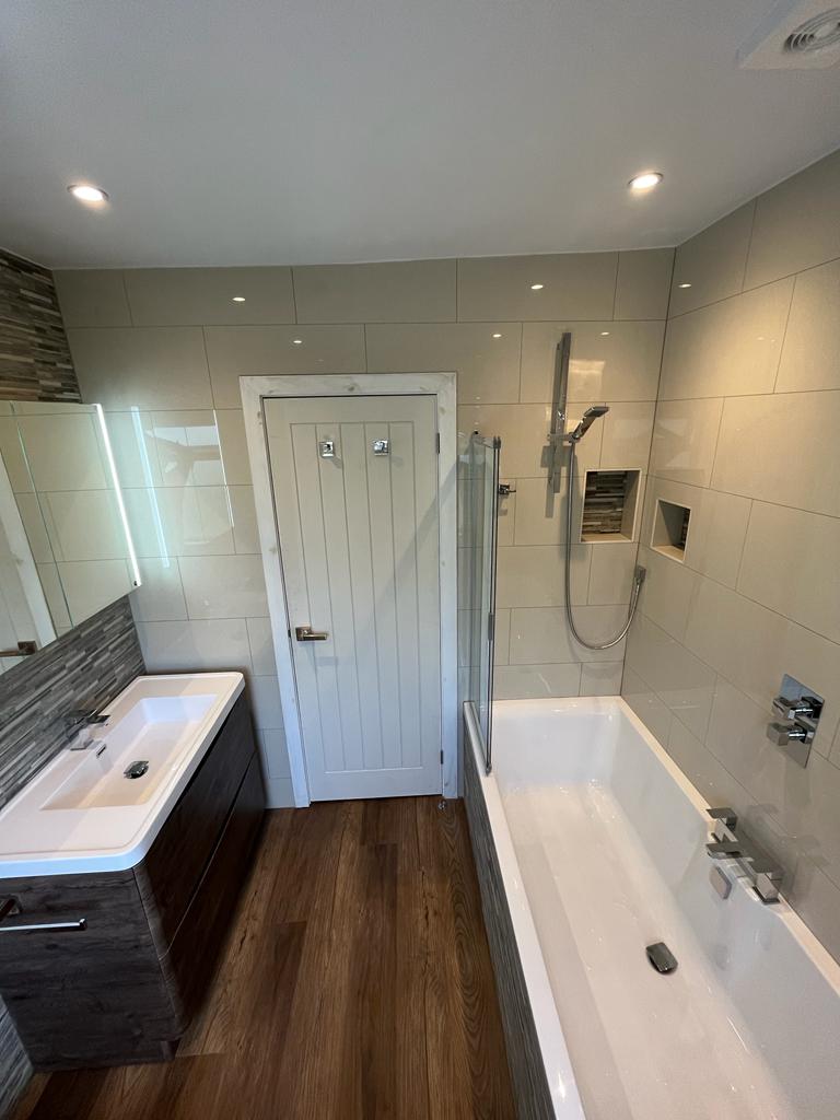 Expaned view of bathroom